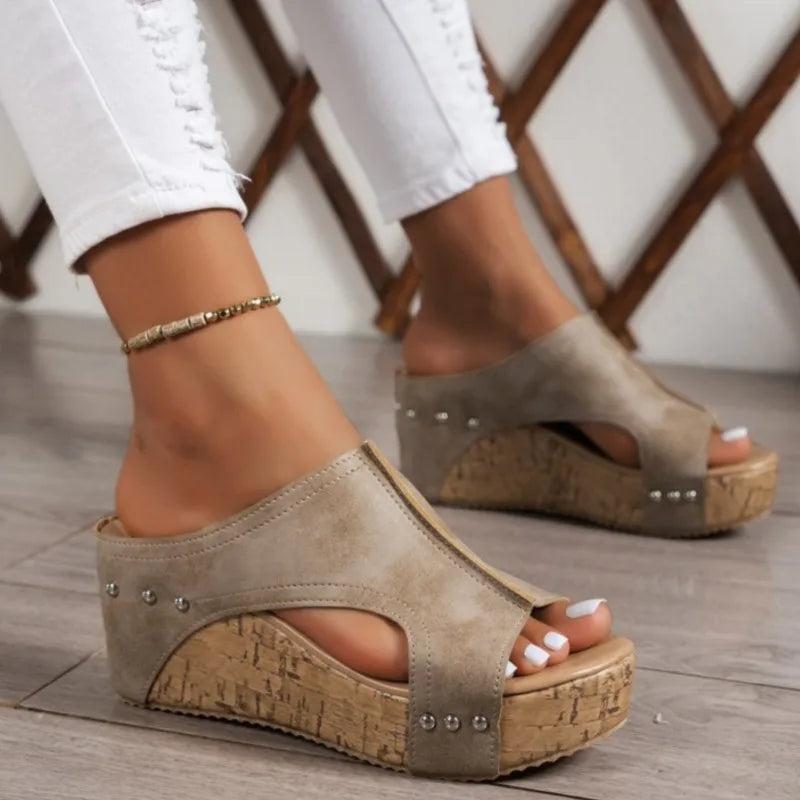 Klara | Elegante Keilsandalen