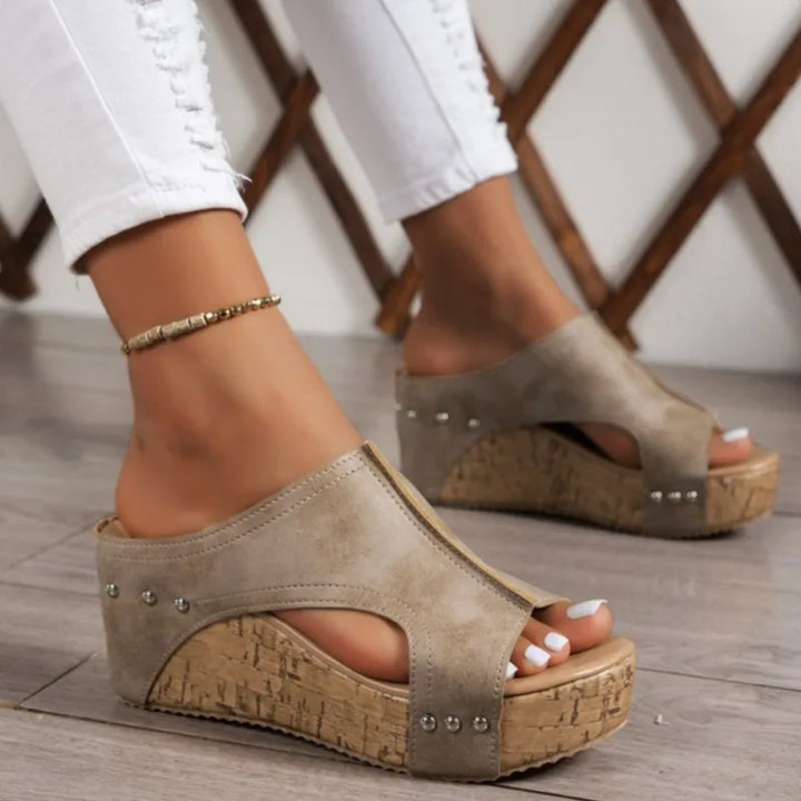 Klara | Elegante Keilsandalen