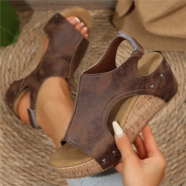 Klara | Elegante Keilsandalen